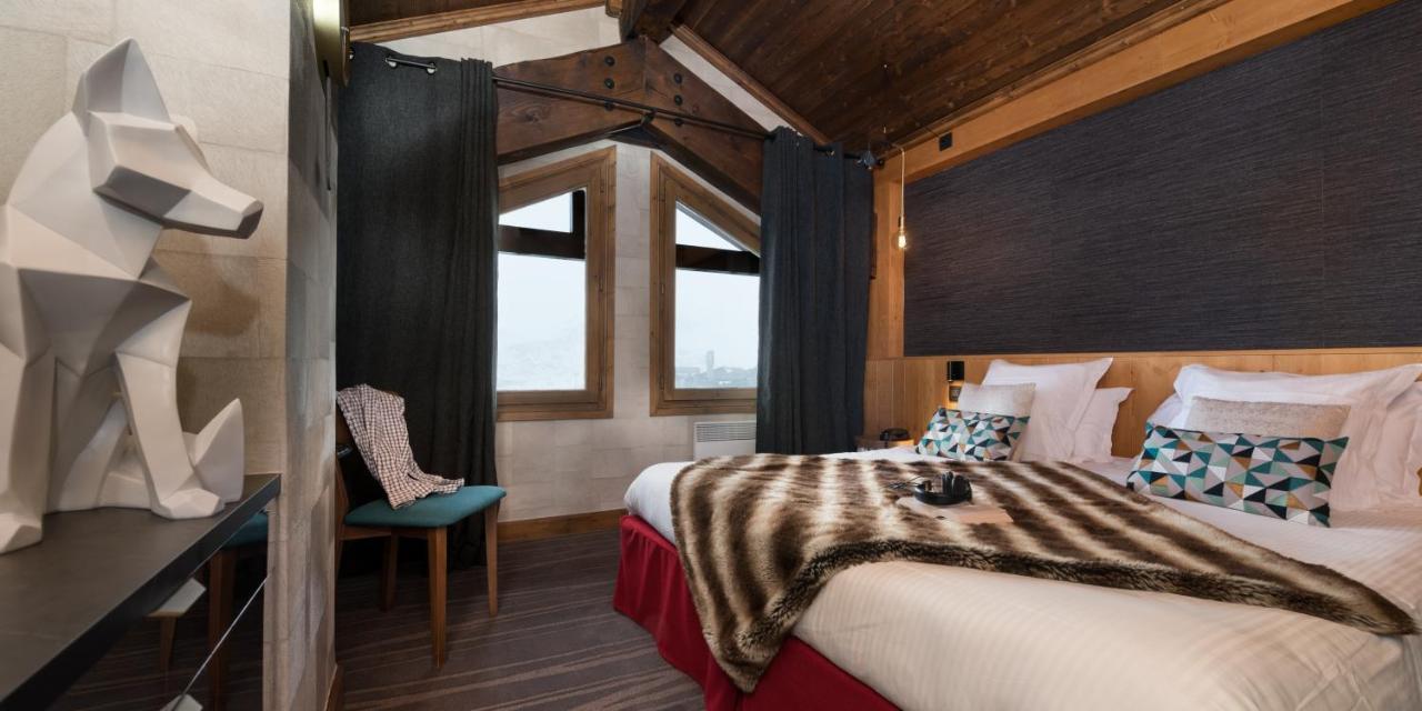 Hotel Village Montana By Les Etincelles Тин Екстериор снимка
